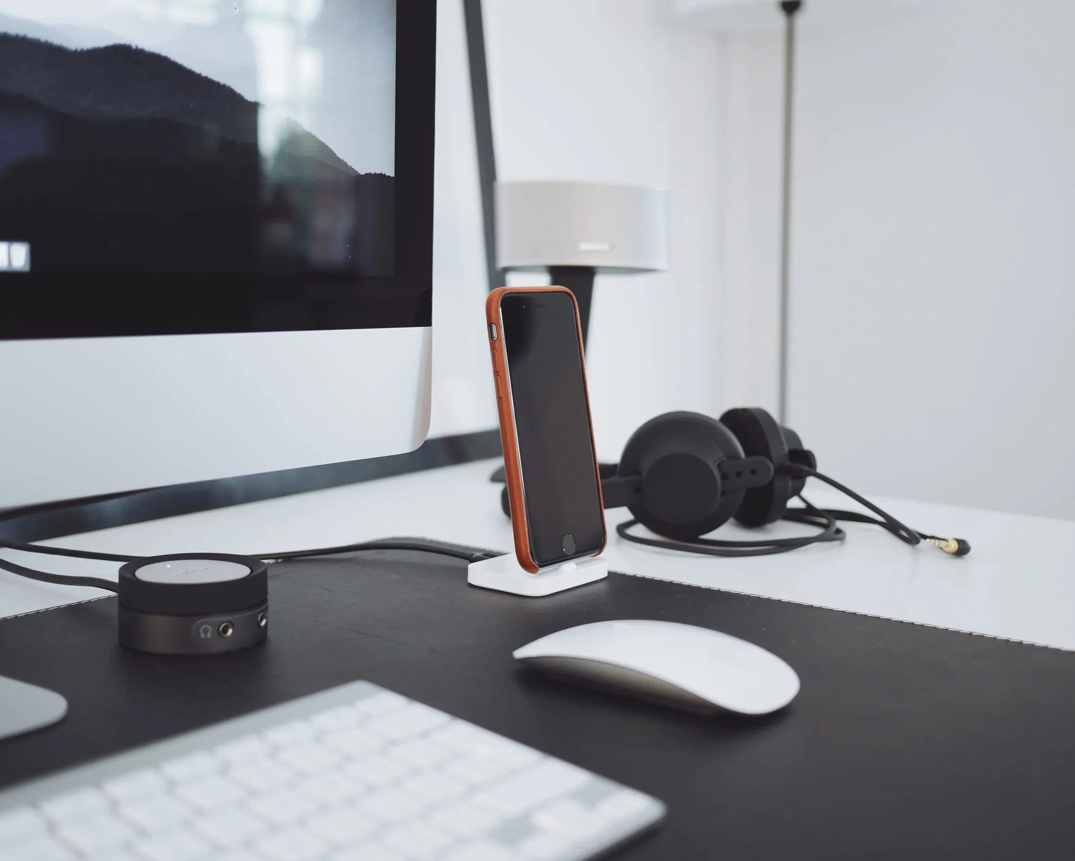 El escritorio del stream en blanco y negro (miniatura de muestra)